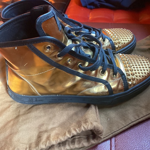 Gucci Sneakers - Picture 3 of 5